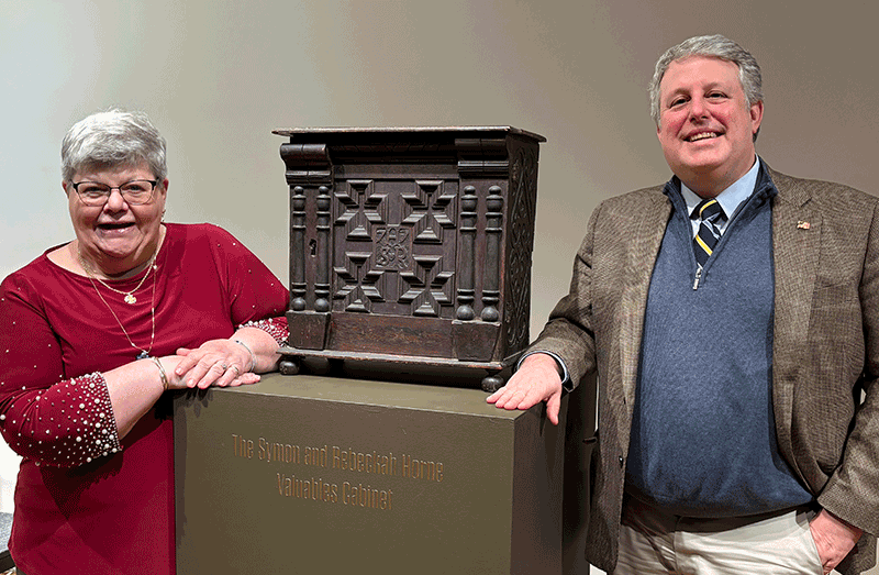 Sothebys-Photo Lynne Shaw and Eric Gronning at sale