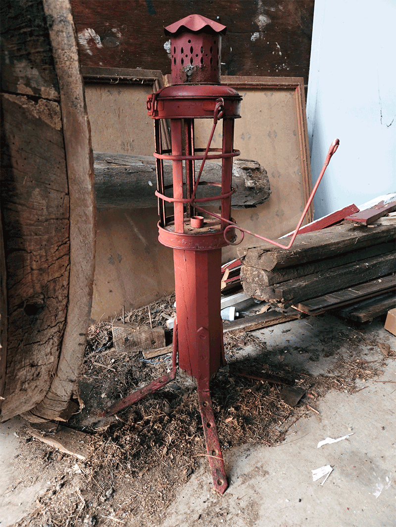Upright view of lantern